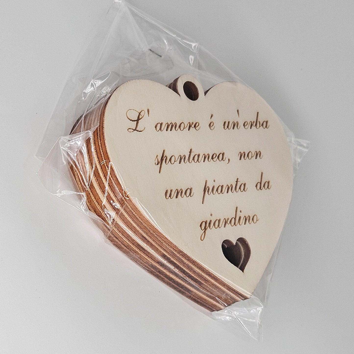 6x - Cuori "L'amore è un'erba spontanea, non una pianta da giardino"